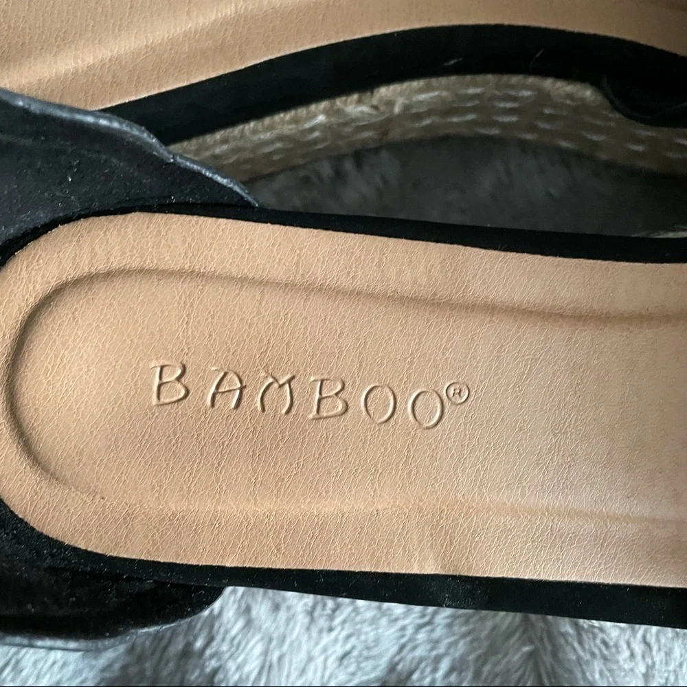 Bamboo Black Scallop Edged Band Platform Espadrille Sandals Size 7.5 Ankle Strap